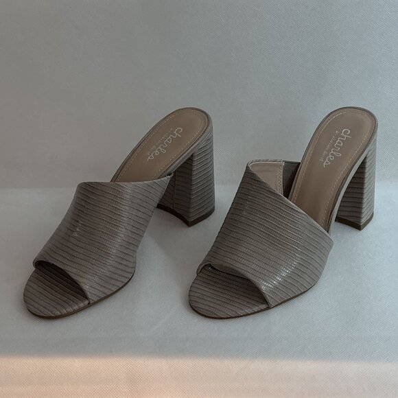 Charles by Charles David Reveal Dark Taupe Lizard Print Chucky Heel Sandals - Picture 2 of 7